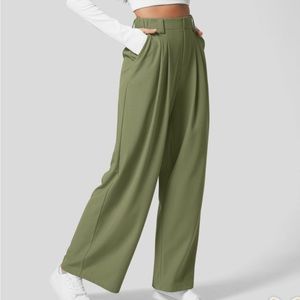 Halara High Waisted Plicated Side Pocket Wide Leg Waffle Work Pants - Size XL